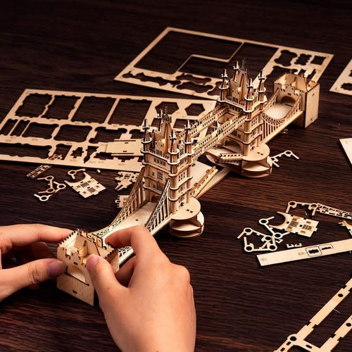 Robotime – Tower-Brücke | 3D Holzpuzzle
