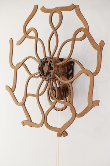Kinetische Wandkunst-Skulptur im geometrischen Design