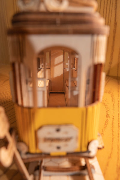 Robotime – Straßenbahn | 3D Holzpuzzle