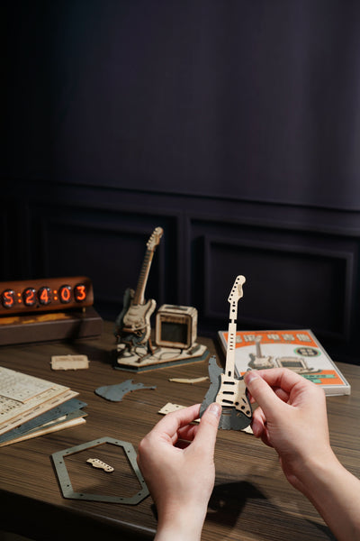 Robotime – E-Gitarre | 3D Holzpuzzle