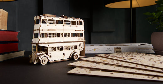 Fahrende Ritter™ Mystischer Dreideckerbus