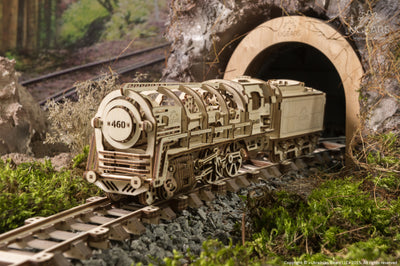 DAMPFLOKOMOTIVE MIT TENDER Wagen