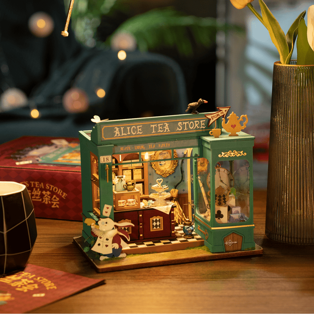 Robotime l Alices Teeladen | 3D Miniaturhaus - Lama Welt