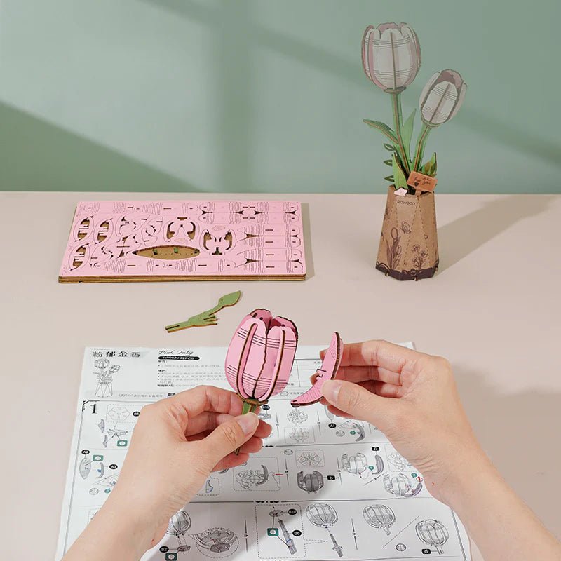 Robotime l Blumen - Deko „Pink Tulip“ | 3D Holzpuzzle - Lama Welt