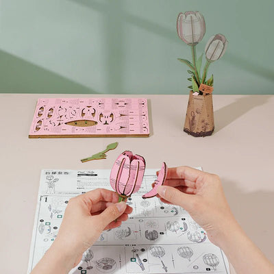Robotime l Blumen - Deko „Pink Tulip“ | 3D Holzpuzzle - Lama Welt