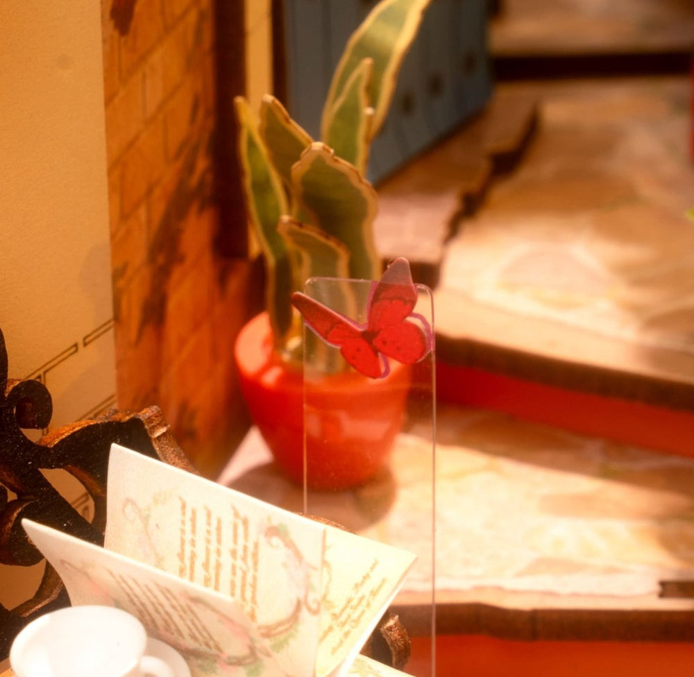 Robotime l Blumenecke | Book Nook - Lama Welt