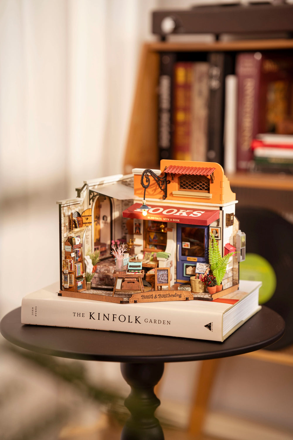 Robotime – Buchladen An Der Ecke | 3D Holzpuzzle
