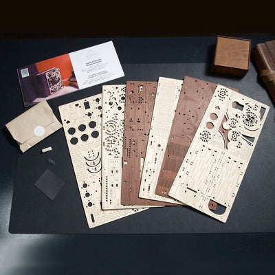 Ugears – Buch Der Geheimnisse Zauberbuch | 3D Holzpuzzle - Lama Welt