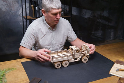 Ugears – Cargo Truck Lkw Mit Ladefläche | 3D Holzpuzzle - Lama Welt