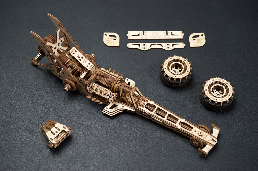 Ugears – Dragster Highspeed - Rennwagen | 3D Holzpuzzle - Lama Welt
