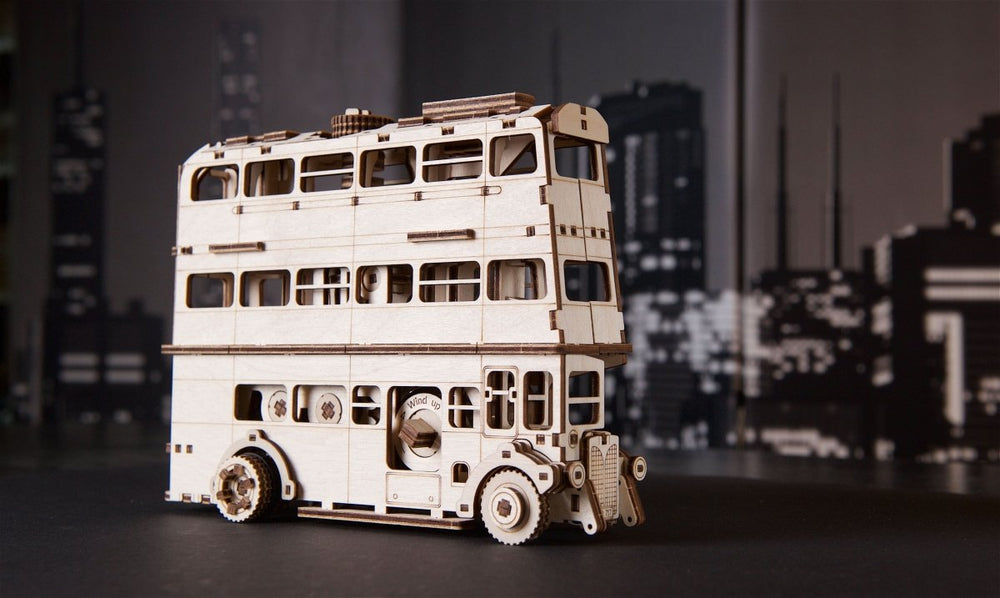 Ugears – Fahrende Ritter™ Mystischer Dreideckerbus | 3D Holzpuzzle - Lama Welt