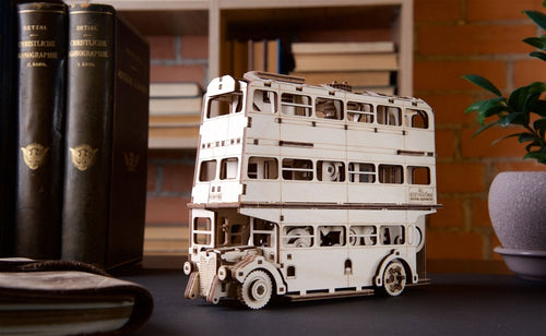 Ugears – Fahrende Ritter™ Mystischer Dreideckerbus | 3D Holzpuzzle - Lama Welt