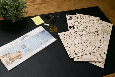 Ugears – Fliegender Ford Anglia™ | Harry Potter Flugauto | 3D Holzpuzzle - Lama Welt