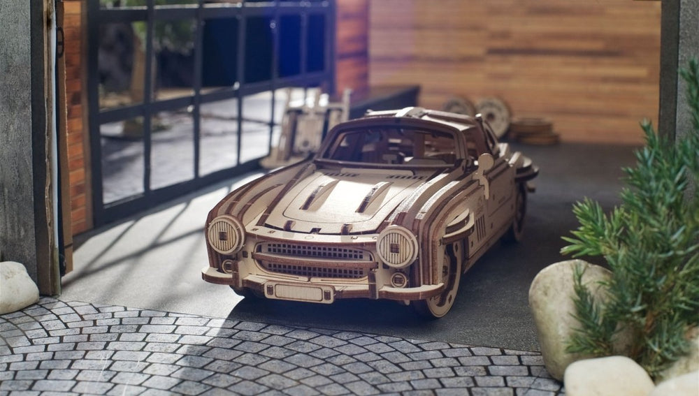 Ugears – Flügeltüren - Sportcoupé Luxus - Sportwagen | 3D Holzpuzzle - Lama Welt