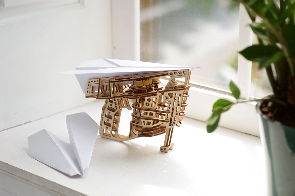 Ugears – Flugzeugstarter Gummiband - Launcher | 3D Holzpuzzle - Lama Welt