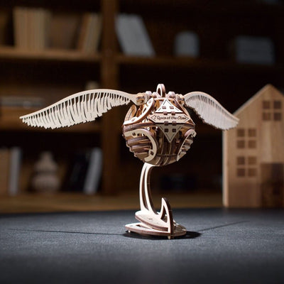 Ugears – Goldener Schnatz™ Fliegende Quidditch™ - Kugel | 3D Holzpuzzle - Lama Welt