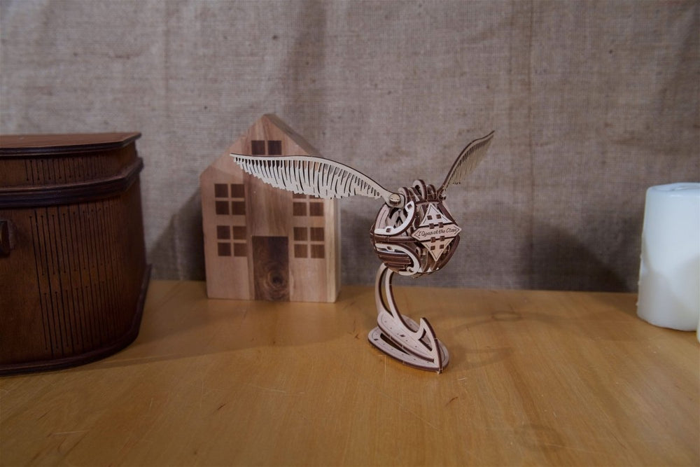 Ugears – Goldener Schnatz™ Fliegende Quidditch™ - Kugel | 3D Holzpuzzle - Lama Welt