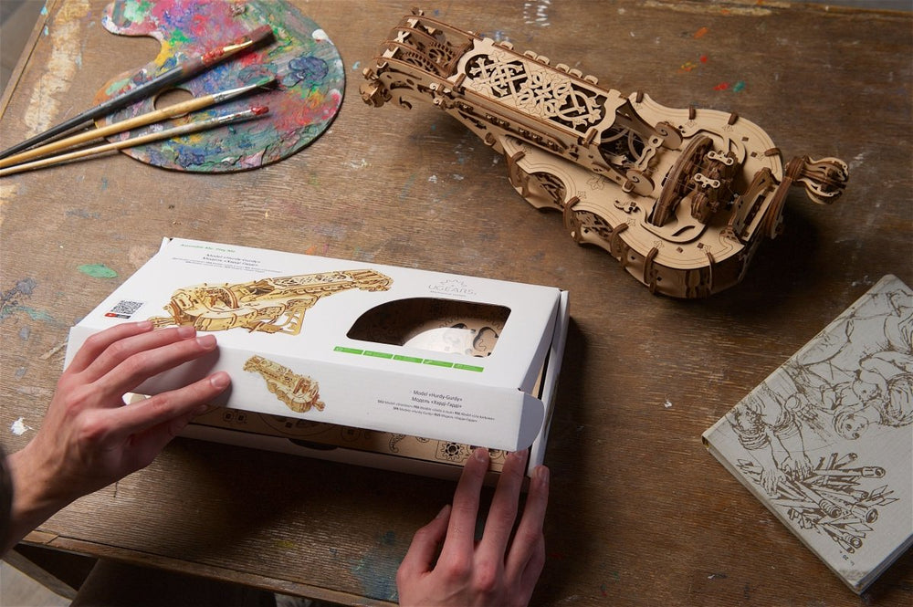 Ugears – Hurdy - Gurdy / Drehleier Leierinstrument | 3D Holzpuzzle - Lama Welt