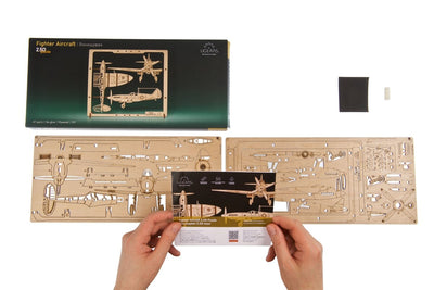 Ugears – Kampfflieger 2,5D Puzzle Jagdflugzeug | 3D Holzpuzzle - Lama Welt