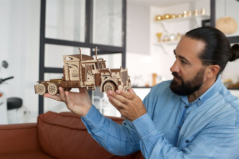 Ugears – Lkw "Heavy Boy" Vm - 03 Lastwagen | 3D Holzpuzzle - Lama Welt