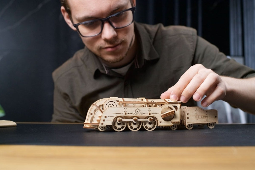 Ugears – Mini - Eisenbahn Modellzug | 3D Holzpuzzle - Lama Welt