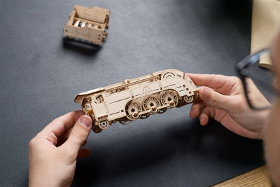Ugears – Mini - Eisenbahn Modellzug | 3D Holzpuzzle - Lama Welt