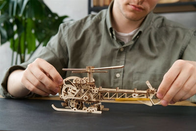 Ugears – Mini - Hubschrauber Diy - Helikopter | 3D Holzpuzzle - Lama Welt