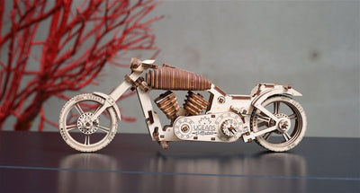 Ugears – Motorrad Vm - 02 Bike | 3D Holzpuzzle - Lama Welt