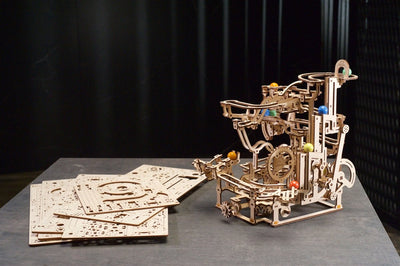 Ugears – Murmel - Kettenbahn Mechanische Murmelstrecke | 3D Holzpuzzle - Lama Welt
