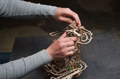 Ugears – Murmelbahn Mit Spiralaufzug Kugelbahn | 3D Holzpuzzle - Lama Welt