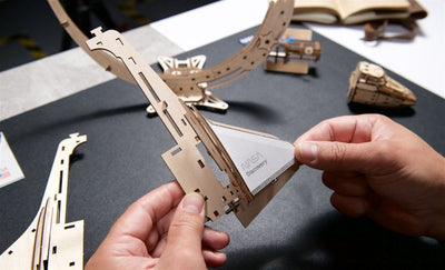 Ugears – Nasa - Raumfähre Discovery Shuttle | 3D Holzpuzzle - Lama Welt