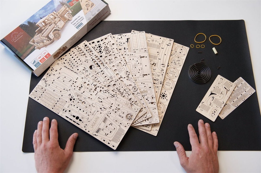 Ugears – Pick - Up Lumberjack Modell - Truck | 3D Holzpuzzle - Lama Welt