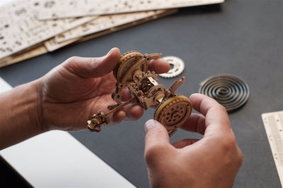 Ugears – Pick - Up Lumberjack Modell - Truck | 3D Holzpuzzle - Lama Welt