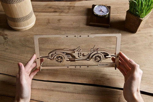 Ugears – Roadster Mk3 2,5D Fahrzeug - Modell | 3D Holzpuzzle - Lama Welt