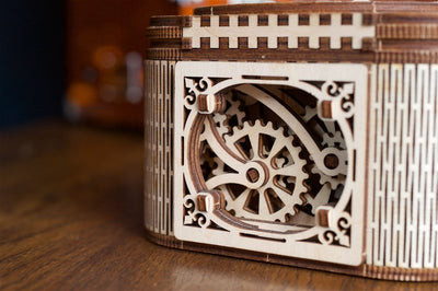 Ugears – Schatztruhe Aufbewahrungsbox | 3D Holzpuzzle - Lama Welt