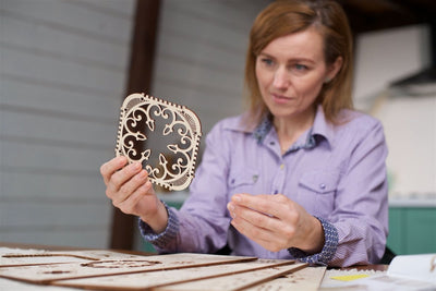 Ugears – Schatztruhe Aufbewahrungsbox | 3D Holzpuzzle - Lama Welt