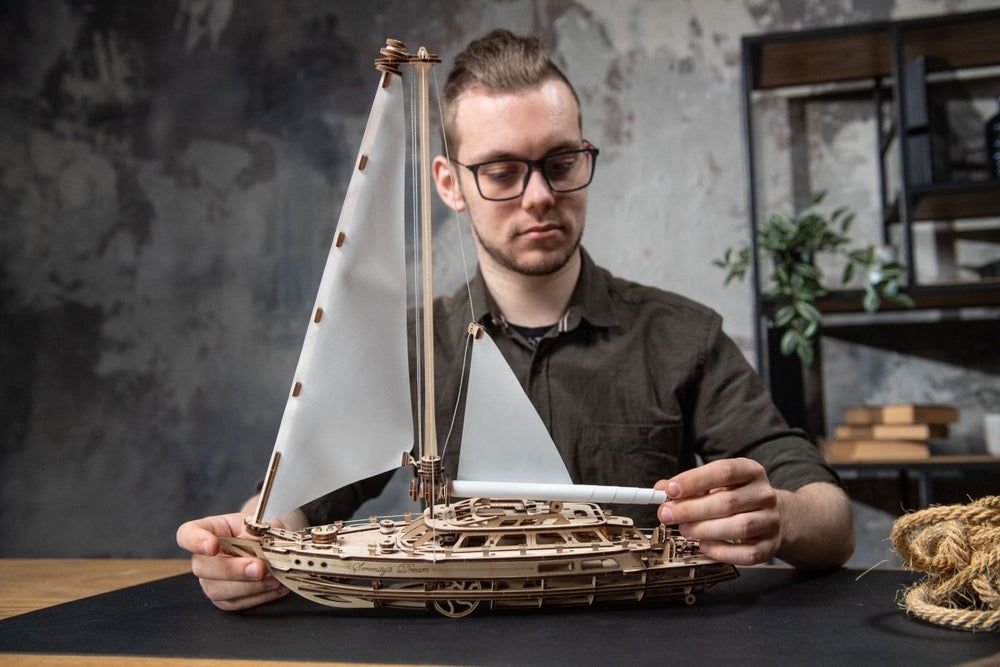 Ugears – Serenitys Traum Segelschiff | 3D Holzpuzzle - Lama Welt