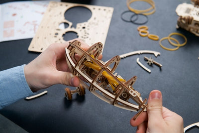 Ugears – Steampunk - Luftschiff Zeppelin | 3D Holzpuzzle - Lama Welt