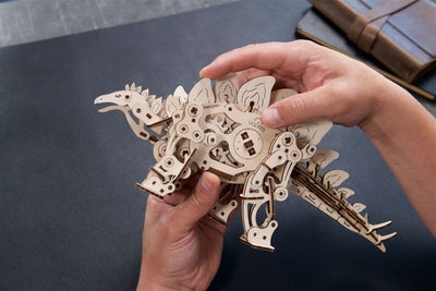 Ugears – Stegosaurus Dinosaurier | 3D Holzpuzzle - Lama Welt