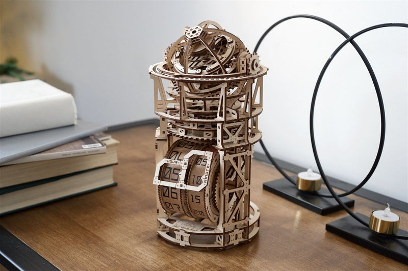 Ugears – Tourbillon - Tischuhr Sternengucker Mechanische Himmelsuhr | 3D Holzpuzzle - Lama Welt