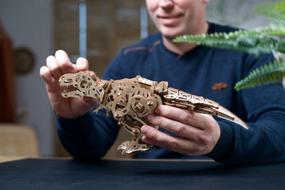 Ugears – Tyrannosaurus Rex Dinosaurier | 3D Holzpuzzle - Lama Welt