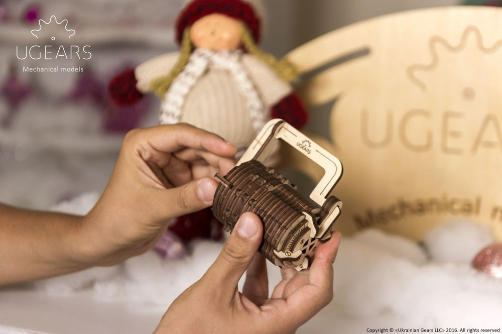 Ugears – Ugears Kombinationsschloss Holz Rätsel – 3D Puzzle Geschenk | 3D Holzpuzzle - Lama Welt