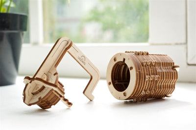 Ugears – Ugears Kombinationsschloss Holz Rätsel – 3D Puzzle Geschenk | 3D Holzpuzzle - Lama Welt