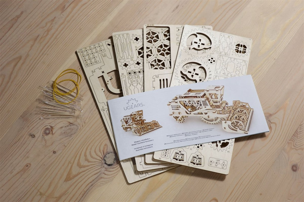 Ugears – Ugears Mähdrescher Holz Modellbausatz – 3D Puzzle | 3D Holzpuzzle - Lama Welt