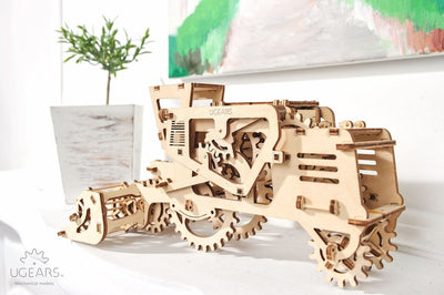 Ugears – Ugears Mähdrescher Holz Modellbausatz – 3D Puzzle | 3D Holzpuzzle - Lama Welt