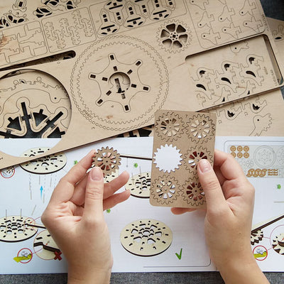 Ugears – Ugears Mechanische Blume Bausatz – 3D Holzmodell Bausatz | 3D Holzpuzzle - Lama Welt