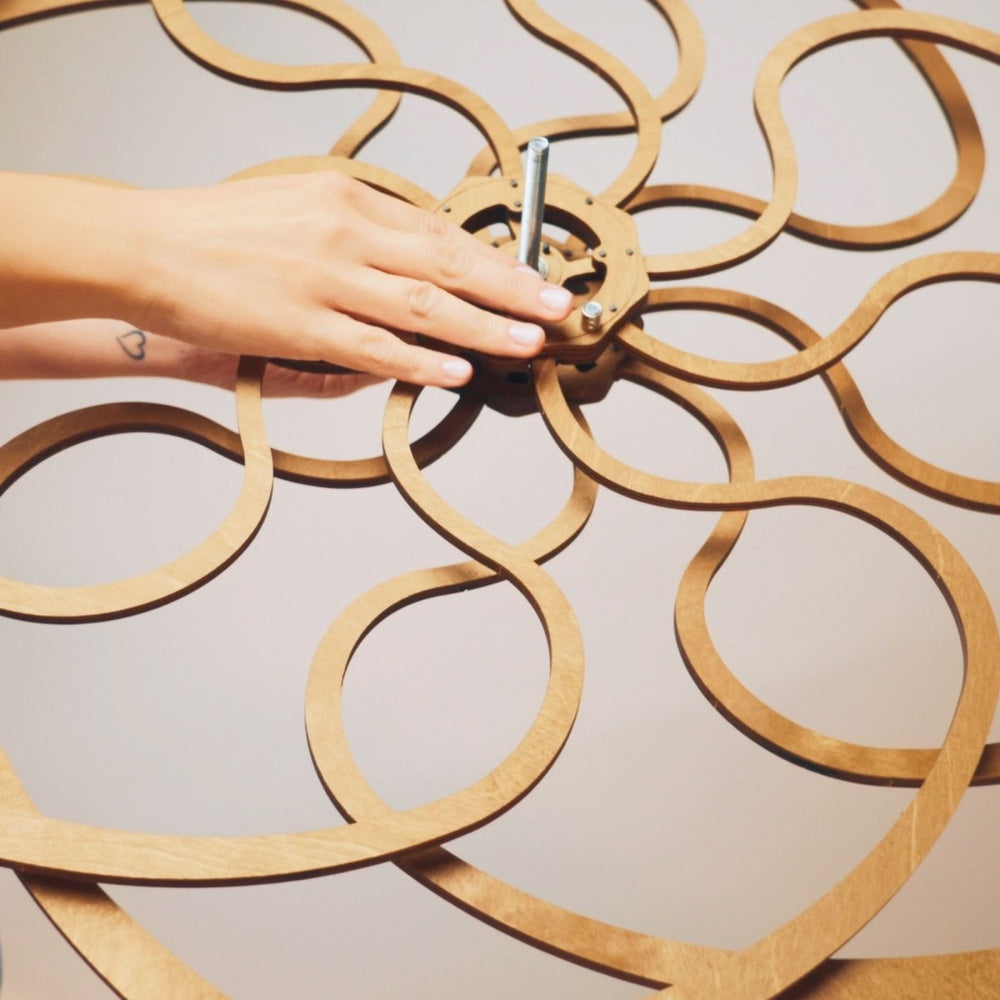 WOODEN.CITY – Kinetische Wandkunst - Skulptur Im Geometrischen Design | 3D Holzpuzzle - Lama Welt