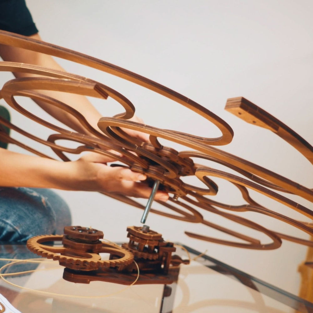 WOODEN.CITY – Kinetische Wandkunst - Skulptur Im Geometrischen Design | 3D Holzpuzzle - Lama Welt