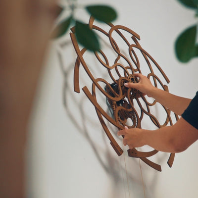 WOODEN.CITY – Kinetische Wandkunst - Skulptur Im Geometrischen Design | 3D Holzpuzzle - Lama Welt