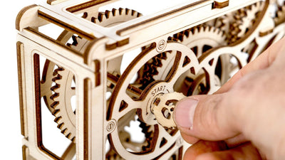 WOODEN.CITY – Kinetisches Bild | 3D Holzpuzzle - Lama Welt